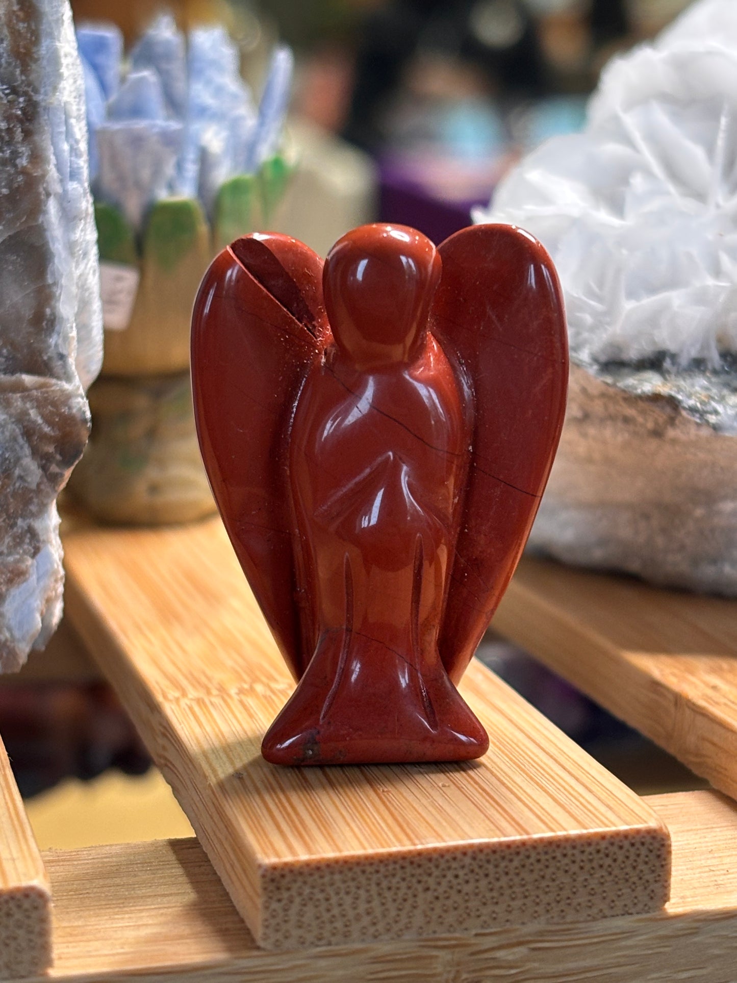 Various mini crystal angel carvings